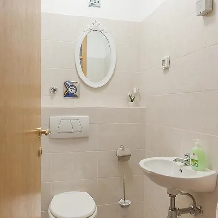 Marija Apartamento *